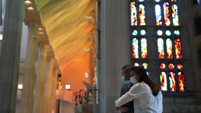 Coronavirus, in Catalogna lockdown per oltre 200mila persone di 38 comuni