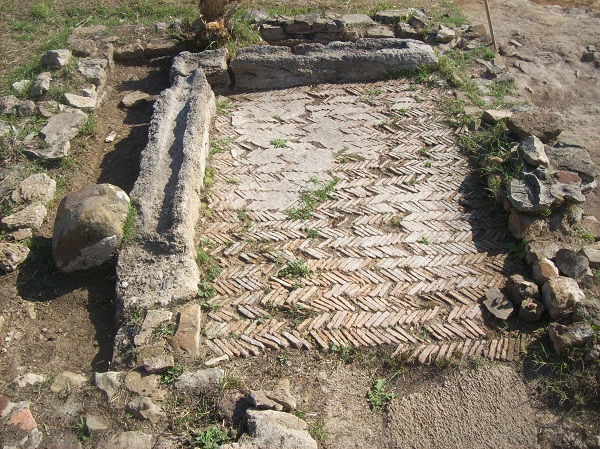 Riprendono le visite a Castrum Novum fortezza antico romana di 2300 anni fa