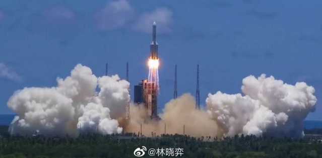 Cina, lanciata la sonda “Tianwen 1” diretta su Marte