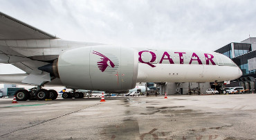Roma, un aereo della Qatar Airways con a bordo 135 passeggeri bengalesi è atterrato all’aeroporto di Fiumicino. Scattate tutte le procedure sanitarie anti Covid