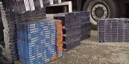 Bari, sequestrati imballaggi in cartoncino con il marchio “Marlboro”