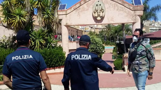 Agrigento: un gruppo di migranti ha tentato ieri sera la fuga dal centro di accoglienza Villa Sikania di Siculiana
