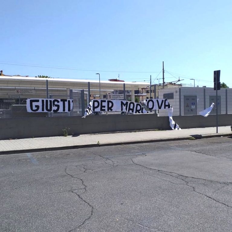 Strappato lo striscione dedicato a Marco Vannini alla stazione