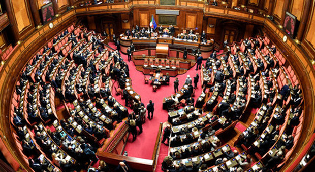 Guerra in Ucraina, parla il presidente Fico: “Il premier Zelensky si collegherà con la Camera dei Deputati”
