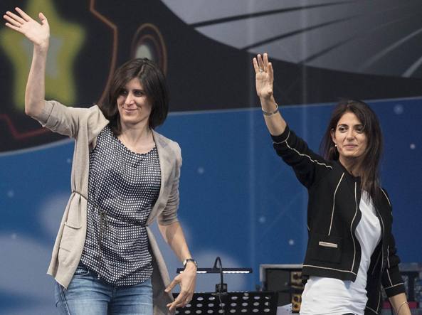 M5S, gli iscritti alla piattaforma Rousseau hanno dato l’ok per il secondo mandati alla Raggi a Roma e alla Appendino a Torino