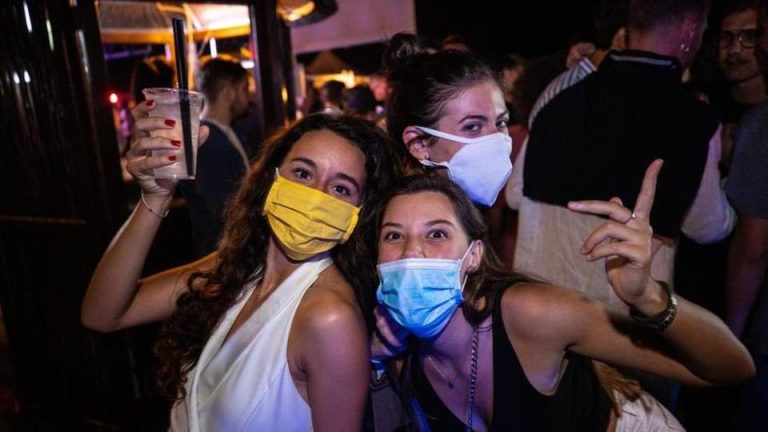Coronavirus, in Veneto nuova ordinanza per le discoteche: solo il 50% della capienza e obbligo della mascherina