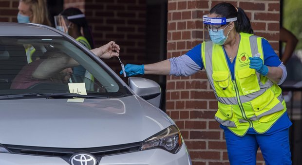 Coronavirus, a New York operativi dei check points per controllare chi arriva nella città