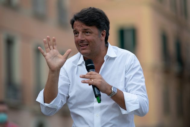 Matteo Renzi manda un messaggio al Pd: “Non non saremo mai quelli dell’alleanza strutturale con i grillini”