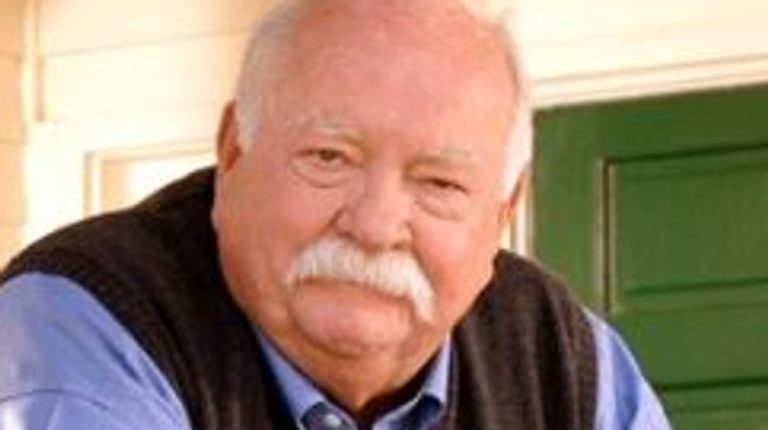 Cinema, morto a 85 anni l’attore Wilford Brimley, famoso per aver lavorato a “Cocoon”