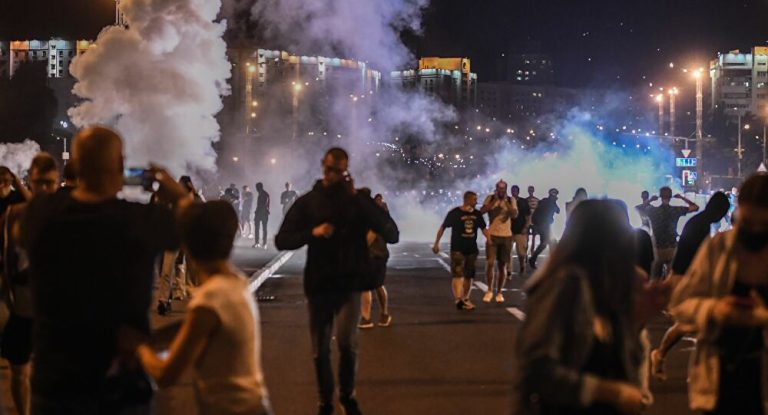 Bielorussia, lavoratori in sciopero contro l’esito delle elezioni