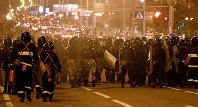 Bielurussia, non si placa la rabbia popolare dopo elezioni: 51 feriti negli scontri di piazza