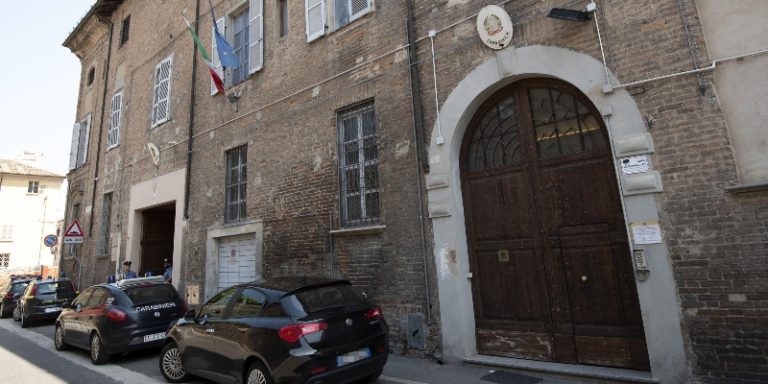 Piacenza, scandalo della caserma dei carabinieri: la Procura ha ascoltato gli ex vertici dell’Arma della città