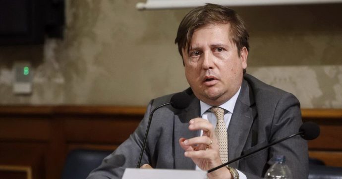 Coronavirus, parla il viceministro Sileri: “Sicuramente avremo una ripresa dei contagi, ma faccio fatica a immaginare un’Italia a ottobre, novembre e dicembre con mille morti al giorno”