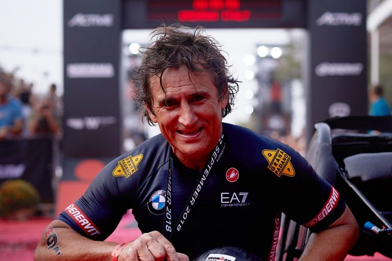 Milano, dall’ospedale San Raffaele registrati miglioramenti significativi per Alex Zanardi