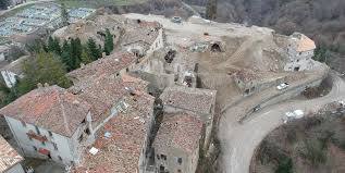 Arquata del Tronto (Ascoli Piceno), commozione per il ricordo delle 51 vittime del terremoto del 24 agosto 2016