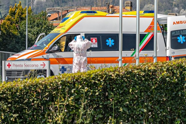 Ladispoli: nonna partecipa alla festa di compleanno di un amichetto della nipote, viene contagiata dal Covid e muore