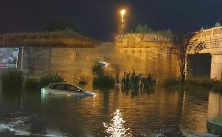 Foggia, violento nubifragio nella notte: allagamenti e disagi