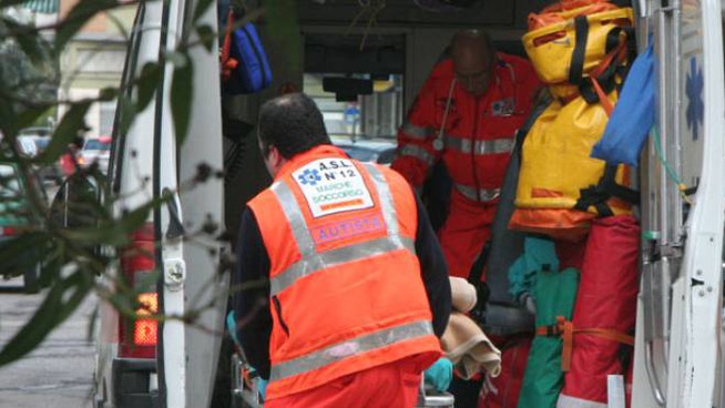 Ancora, tragedia in un cantiere ferroviario: una gru cingolata ha schiacciato un operaio di 59 anni