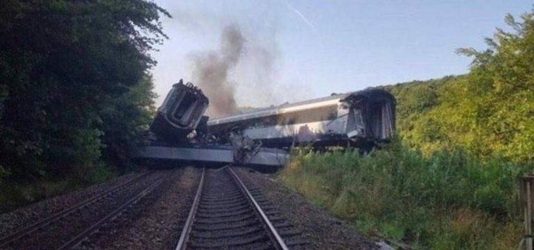 Scozia, deraglia un treno sulla linea Aberdeen-Stoneheaven: un morto e diversi feriti gravi