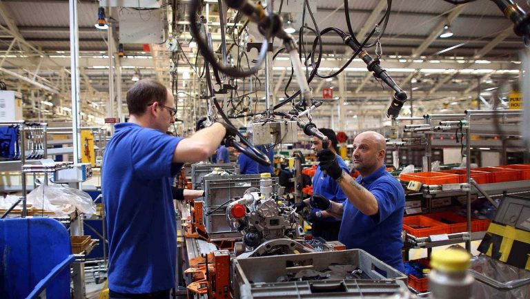 Istat, nel mese di giugno la produzione industriale italiana cresce dell’8,2 per cento