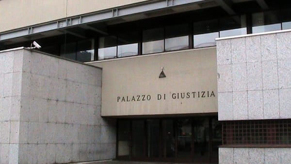 Milano, il Nas sequestra 363 cartelle cliniche di pazienti deceduti per il Covid in 17 Rsa in Lombardia