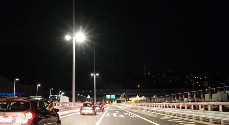 Genova, è ufficialmente aperto al traffico il nuovo ponte San Giorgio