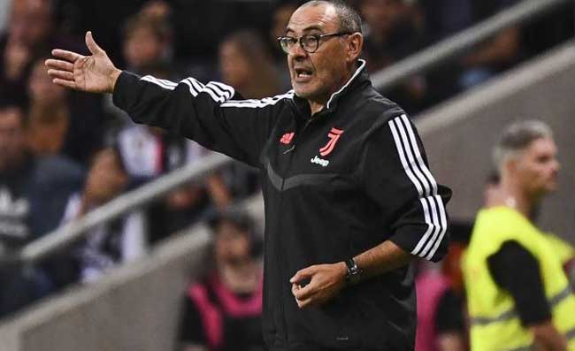 Calcio, la Juventus esonera l’allenatore Maurizio Sarri