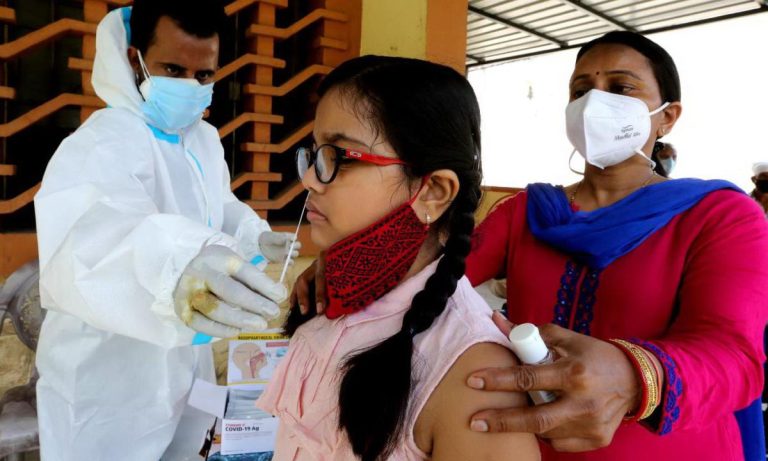 Coronavirus, in India pandemia fuori controllo: quasi 96mila nuovi contagi e 1.172 decessi