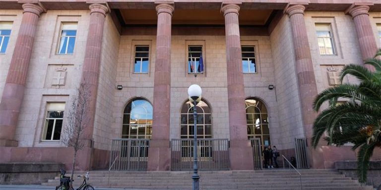 Tempio Pausania (Sassari), sono cinque gli indagati per la morte del giardiniere di 62 anni