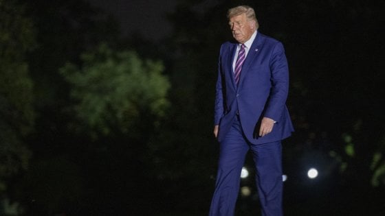 Usa, primo arresto per il pacco con una sostanza tossica inviato al presidente Trump