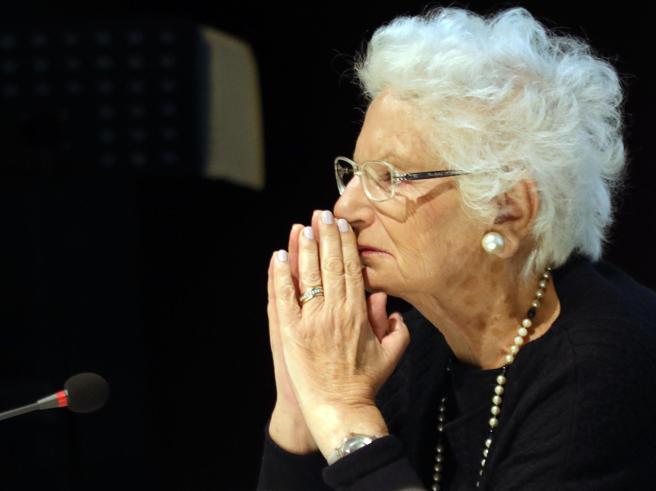 Olocausto, il ricordo della senatrice Liliana Segre “La parola espulsa mi ha perseguitata tutta la vita”