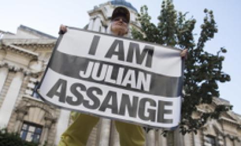 Gran Bretagna, a Londra al via il processo sulla richiesta di estradizione negli Usa per Julian Assange