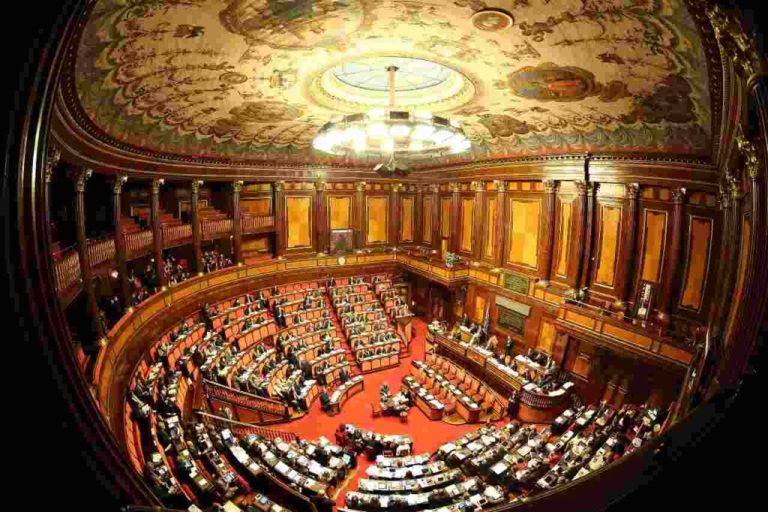 Palazzo Madama, positivi due senatori del M5S: sospesa l’assemblea. Tamponi per tutti i membri del gruppo pentastellato