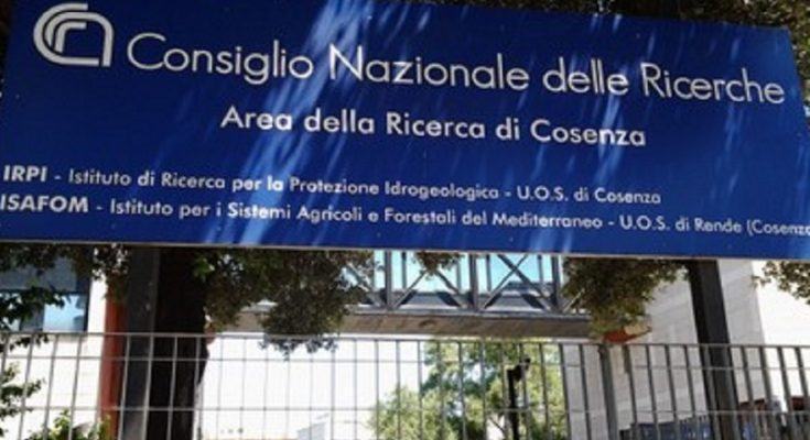 Coronavirus, scoperta del Cnr di Cosenza: un composto naturale neutralizza il Covid