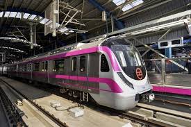 India, tornano in funzione le linee della metro di New Delhi e Mumbai dopo sei mesi di stop per il Covid