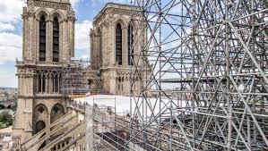 Parigi, la cattedrale di Notre-Dame riprende “vita”: al via eventi e attività per uno dei simboli della Francia