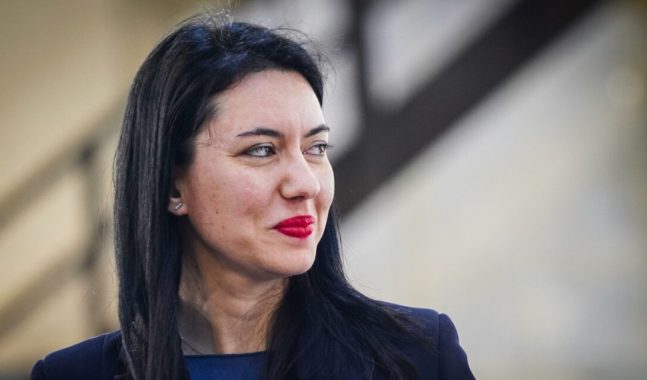 Scuola, parla la ministra Azzolina: “La riapertura è come la rinascita del Paese”