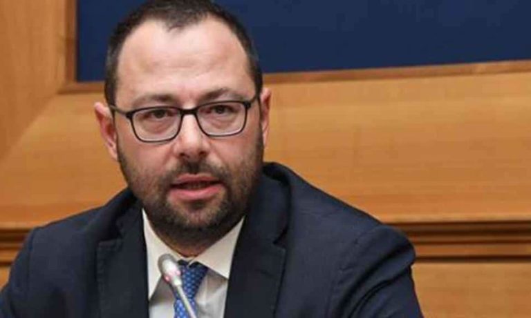 Superbus al 110%, parla il ministro Patuanelli: “Per le ristrutturazioni edilizie diventerà strutturale”