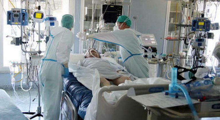 Coronavirus, i dati del 18 ottobre: 69 morti. Positivi: 126.237. Dimessi: 2.334. Nuovi contagi: 11.705