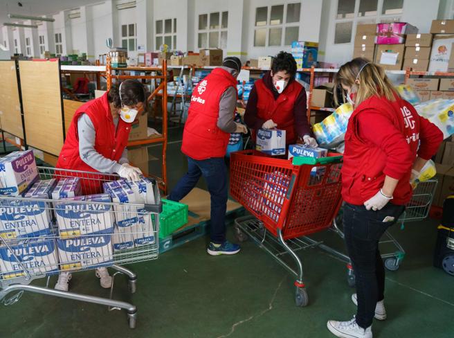 Allarme della Caritas, la povertà durante la pandemia è aumentata dal 31 al 45%