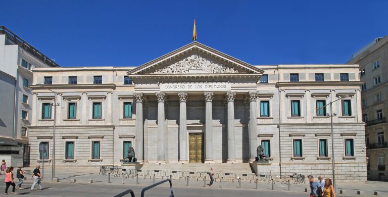 Spagna, debuto pubblico record: quest’anno supererà i 1.300 miliardi di euro