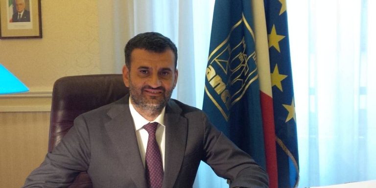 Dpcm, l’ira dei sindaci: “Il governo scarica le responsabilità su di noi”