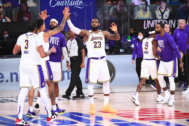 Usa, i Los Angeles Lakers vincono il titolo Nba