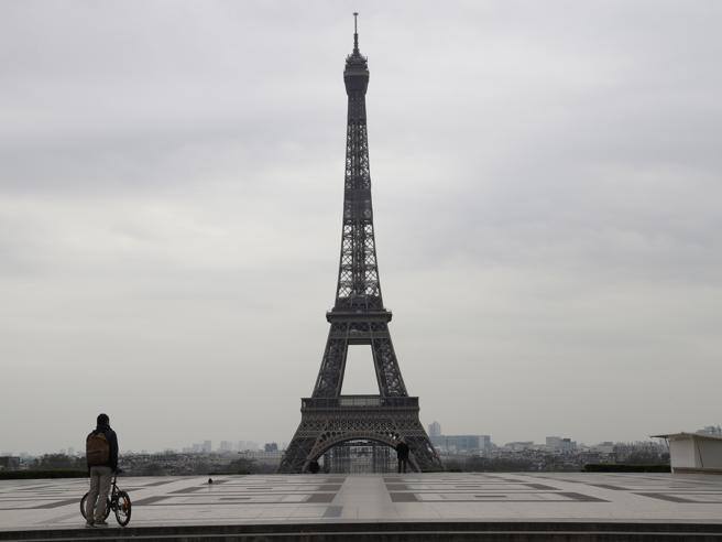 Coronavirus, è scattato stamane il nuovo piano di emergenza nell’Ile-de-France a Parigi