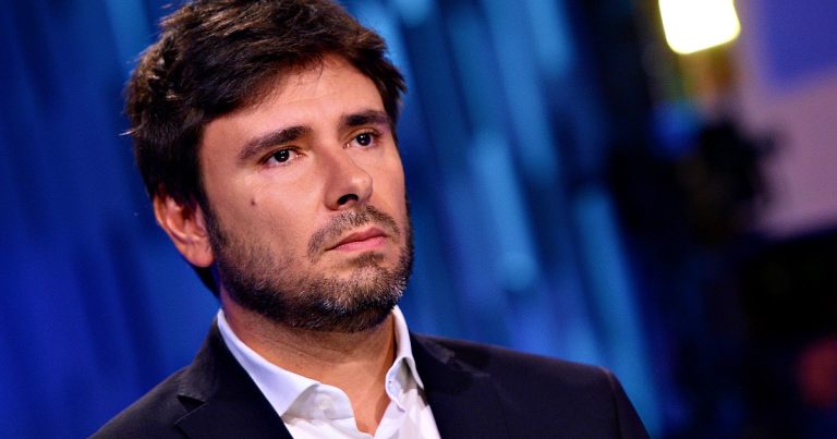 M5S, ecco la ‘strategia’ di Alessandro Di Battista: “No con la sinistra e no con la destra”