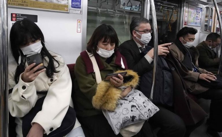 Coronavirus, oggi l’incontro tra il governo e le Regioni sul nodo del trasporto pubblico