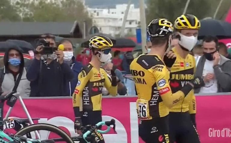 Coronavirus, due ciclisti e sei persone della staff sono positivi al Giro d’Italia