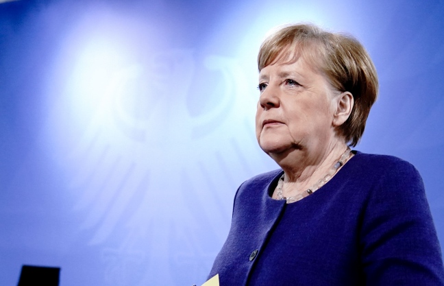 Coronavirus, l’appello di Angela Merkel ai tedeschi: “Restate a casa se potete”