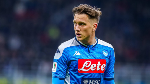 Coronavirus, positivo al Covid il calciatore del Napoli Piotr Zielinski