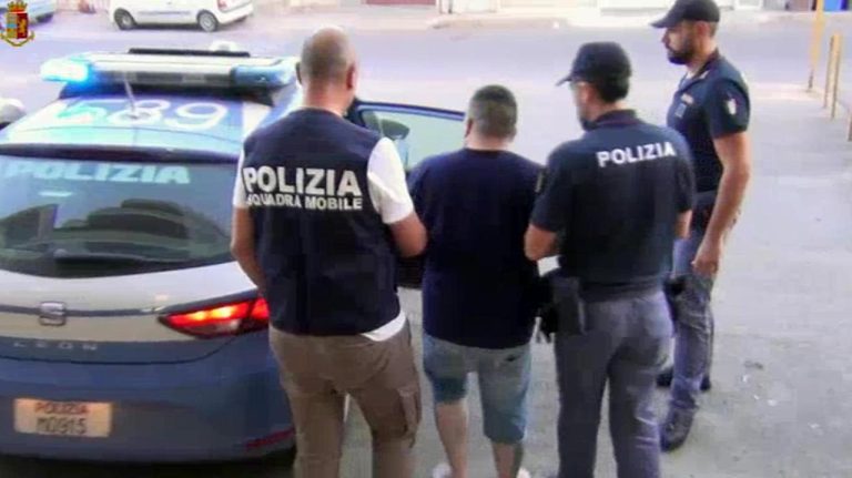 Pestaggio a Colleferro: arrestati dalla polizia due maggiorenni accusati dell’aggressione al 17enne